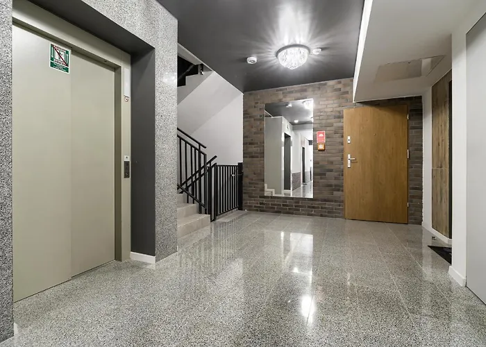 500 Bulwary Stare No 1 *